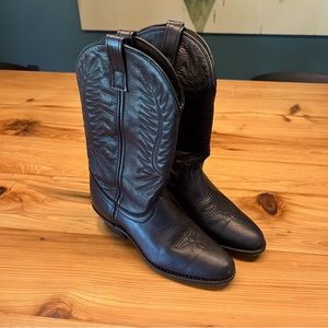 Women’s Size 6 Black Western Boots